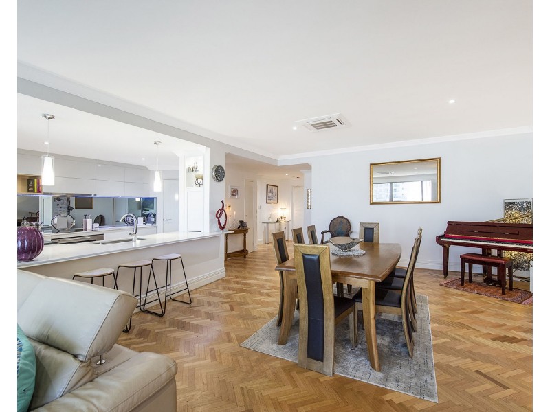 30/1 Breakwater Parade, Mandurah WA 6210