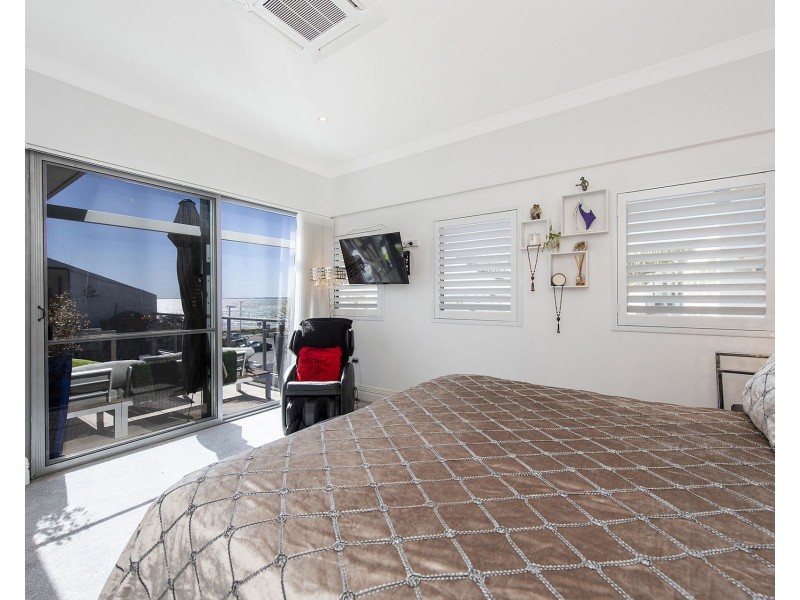 30/1 Breakwater Parade, Mandurah WA 6210