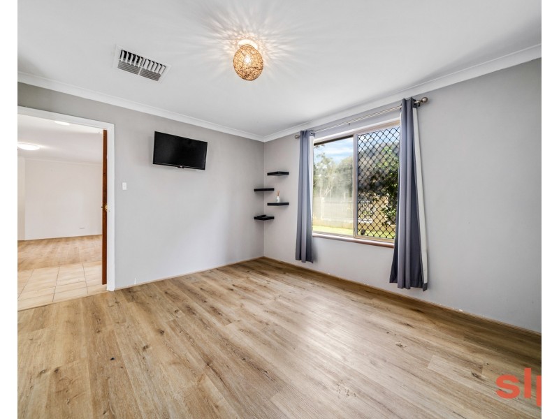 25 San Jacinta Road, Seville Grove WA 6112