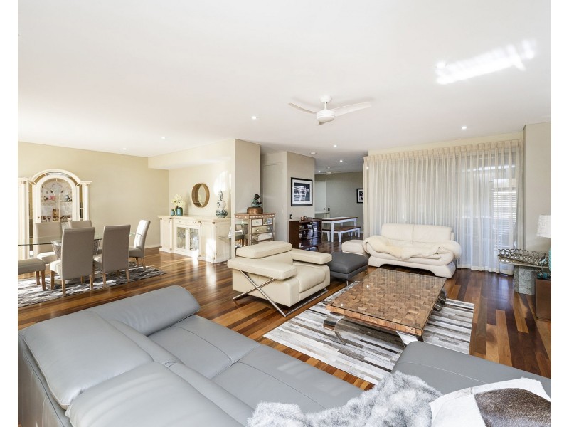 26 Cassowary Crescent, Coodanup WA 6210