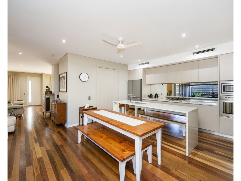 26 Cassowary Crescent, Coodanup WA 6210