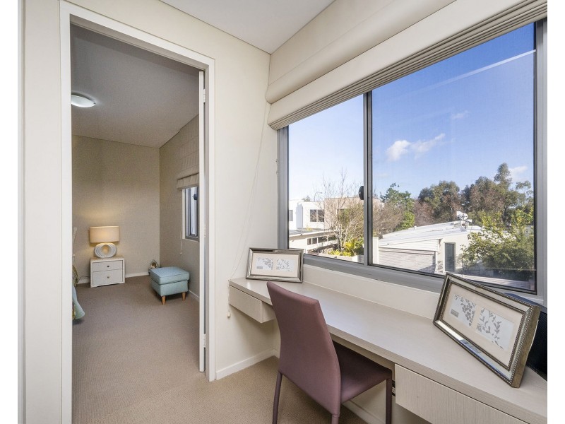 26 Cassowary Crescent, Coodanup WA 6210