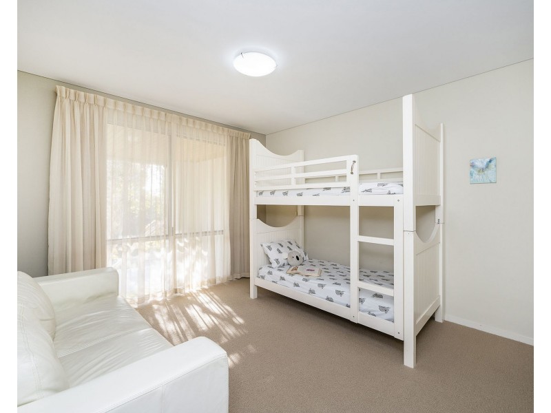 26 Cassowary Crescent, Coodanup WA 6210