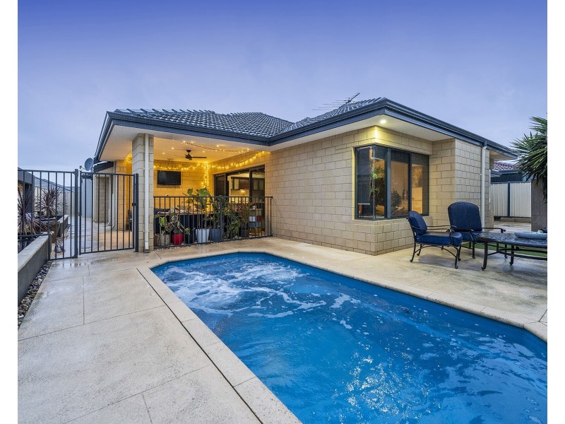7 Tamar Break, Madora Bay WA 6210
