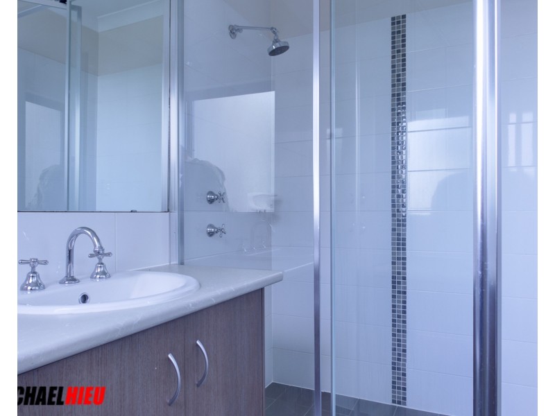 1/214 Wharf Street, Queens Park WA 6107