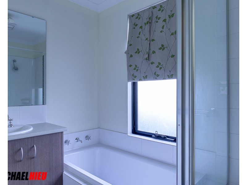 1/214 Wharf Street, Queens Park WA 6107