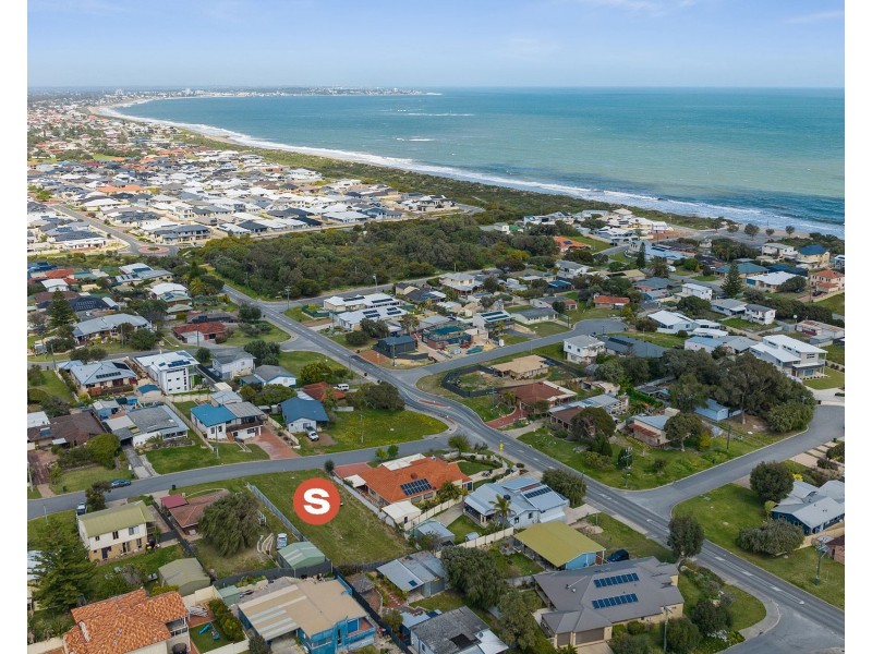 2 Atwick Court, Madora Bay WA 6210
