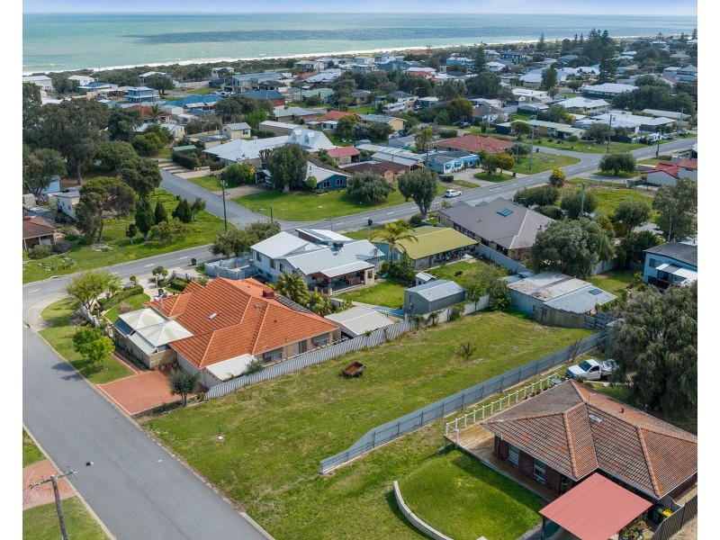 2 Atwick Court, Madora Bay WA 6210