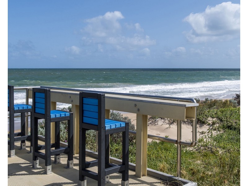 2 Atwick Court, Madora Bay WA 6210