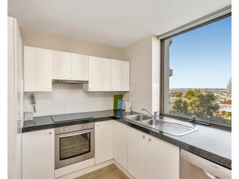 15/6A Valley Road, Halls Head WA 6210