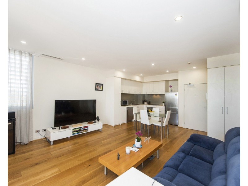 521/2 Rutland Avenue, Lathlain WA 6100