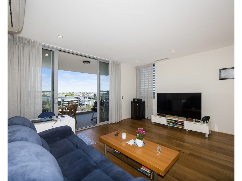 521/2 Rutland Avenue, Lathlain WA 6100