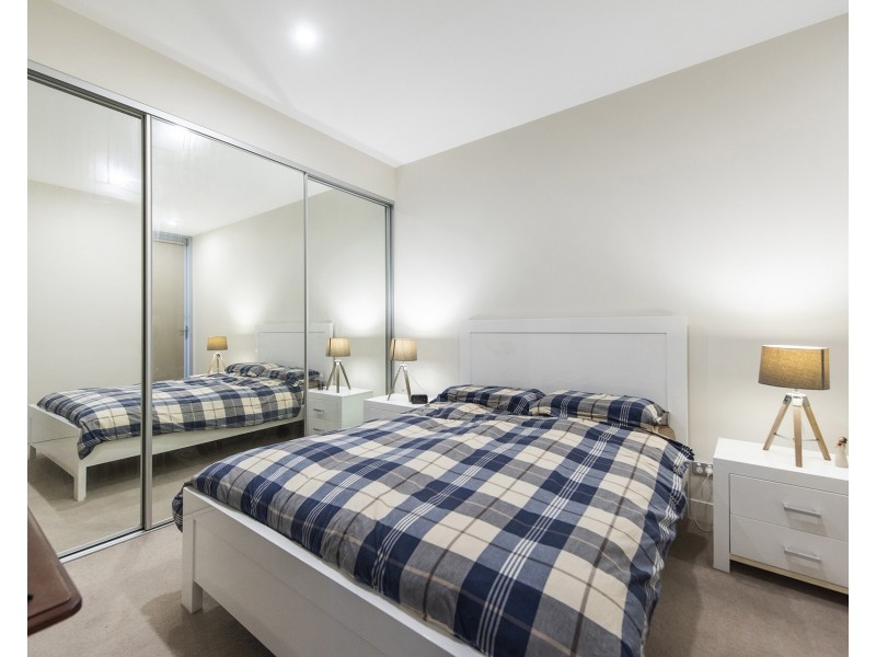 521/2 Rutland Avenue, Lathlain WA 6100