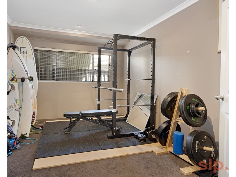 4 Indee Pass, Secret Harbour WA 6173