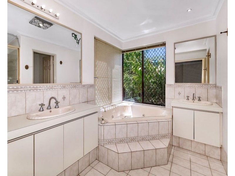 2 Gull Way, Yangebup WA 6164