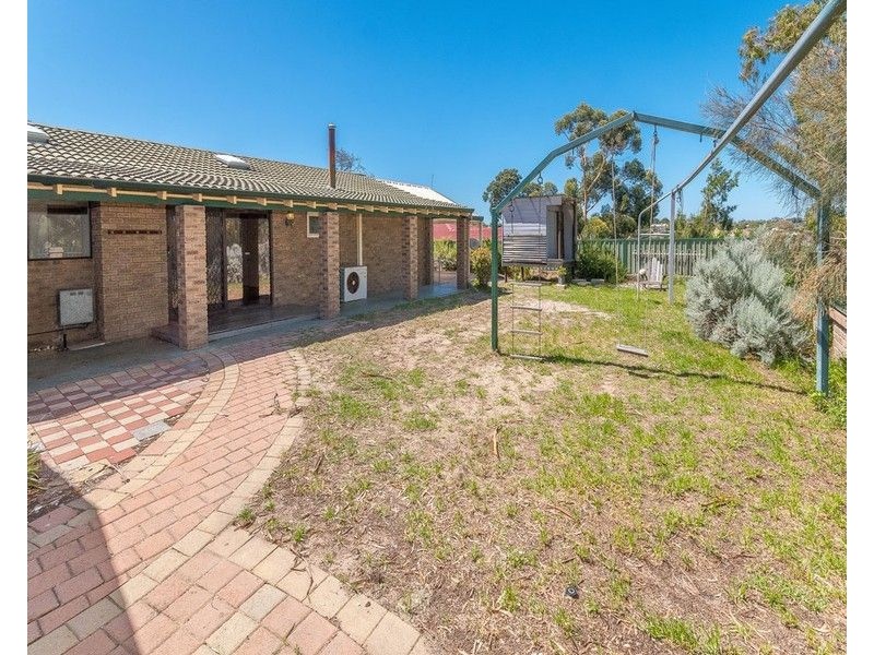 2 Gull Way, Yangebup WA 6164