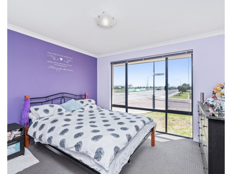 2 Keelia Vale, Lakelands WA 6180