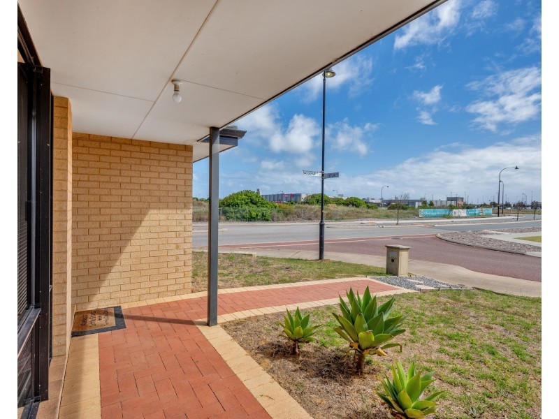2 Keelia Vale, Lakelands WA 6180