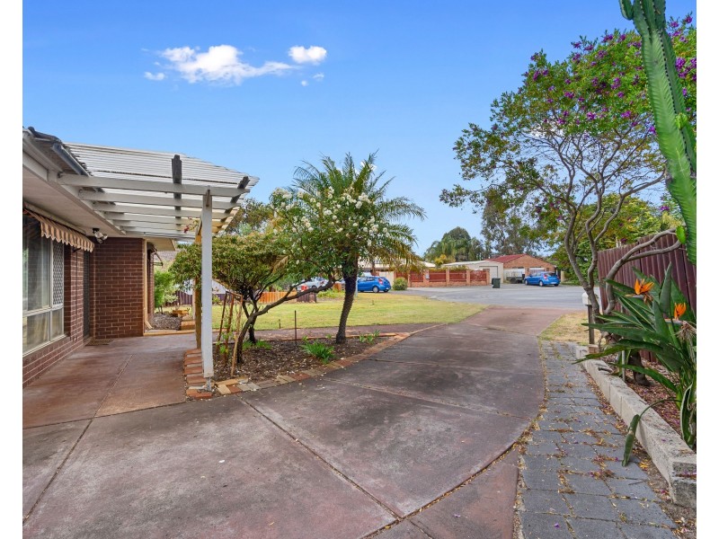 17 Chireton Place, Beechboro WA 6063