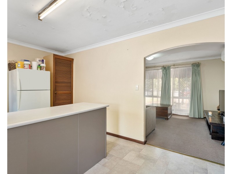 17 Chireton Place, Beechboro WA 6063