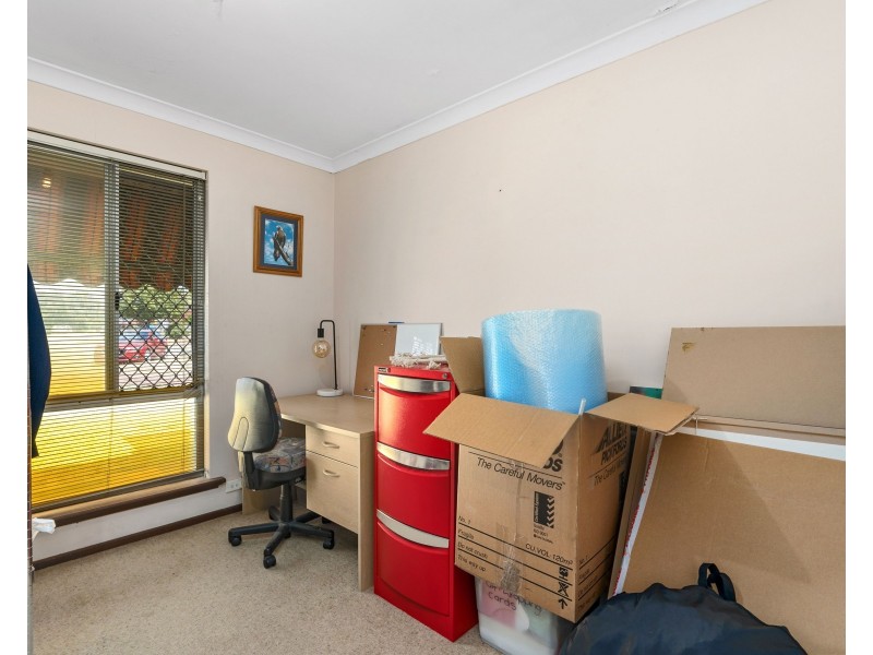 17 Chireton Place, Beechboro WA 6063