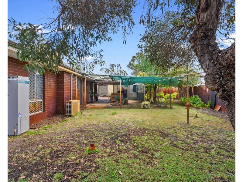 17 Chireton Place, Beechboro WA 6063