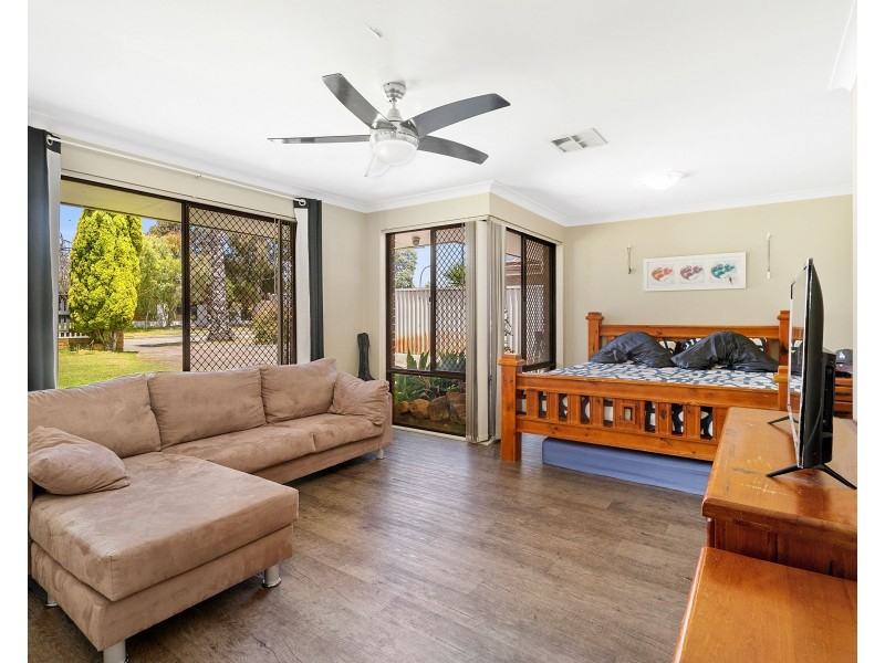 70 Freeland Way, Eden Hill WA 6054