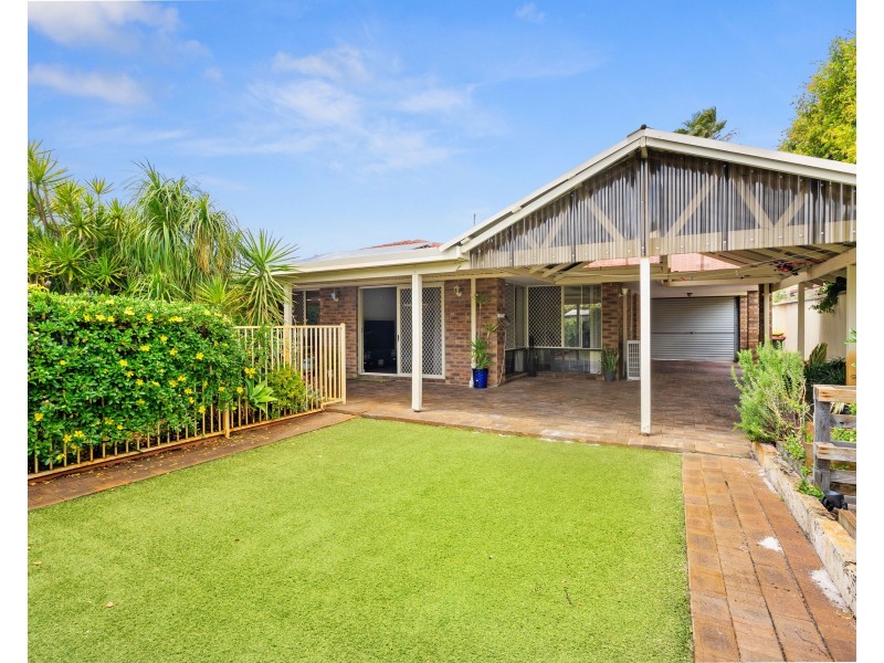 70 Freeland Way, Eden Hill WA 6054