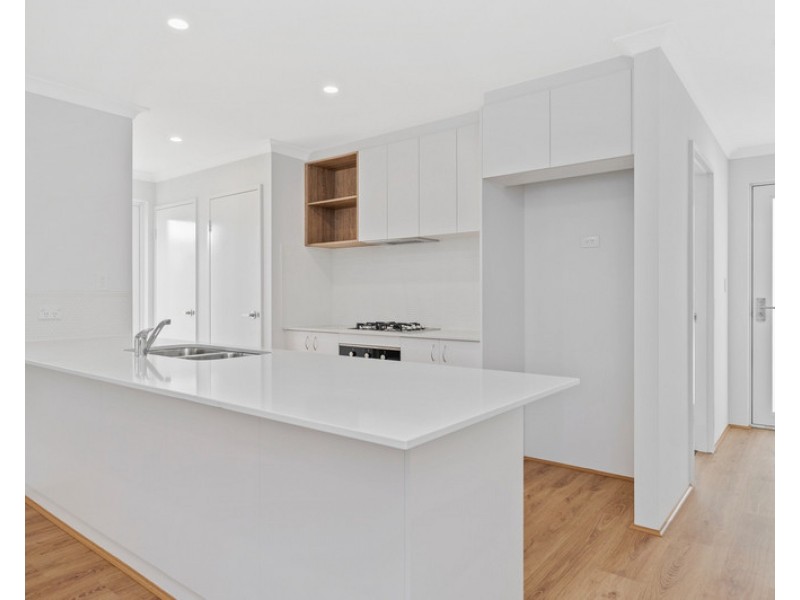 34 Bushlark Turn, Erskine WA 6210