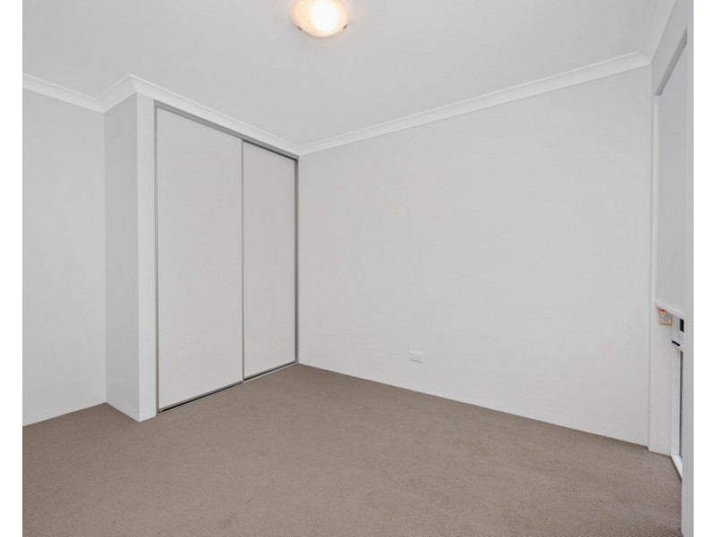 34 Bushlark Turn, Erskine WA 6210