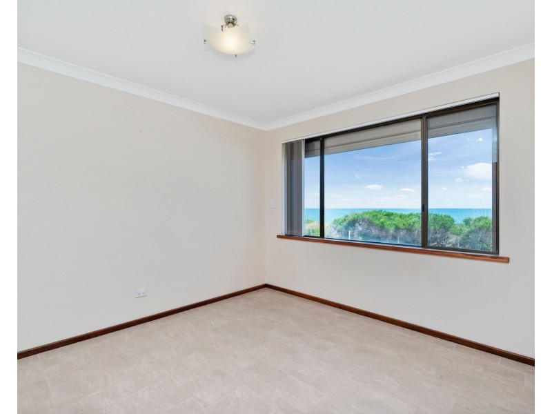 56B Halls Head Parade, Halls Head WA 6210