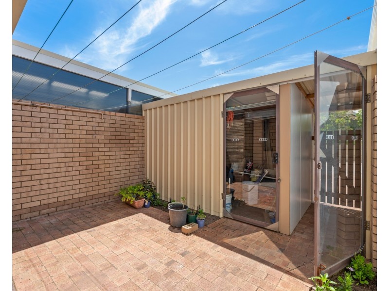 56B Halls Head Parade, Halls Head WA 6210