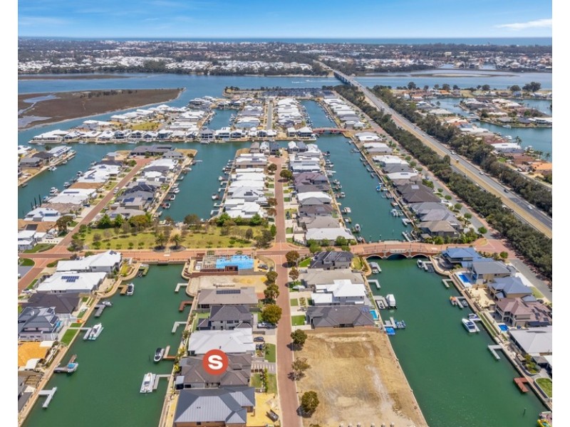 12 Gael Place, Dudley Park WA 6210