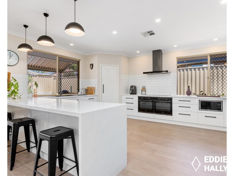 4 Hunnicutt Close, Yangebup WA 6164