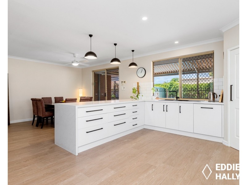 4 Hunnicutt Close, Yangebup WA 6164
