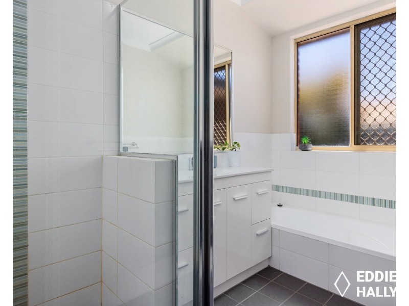 4 Hunnicutt Close, Yangebup WA 6164