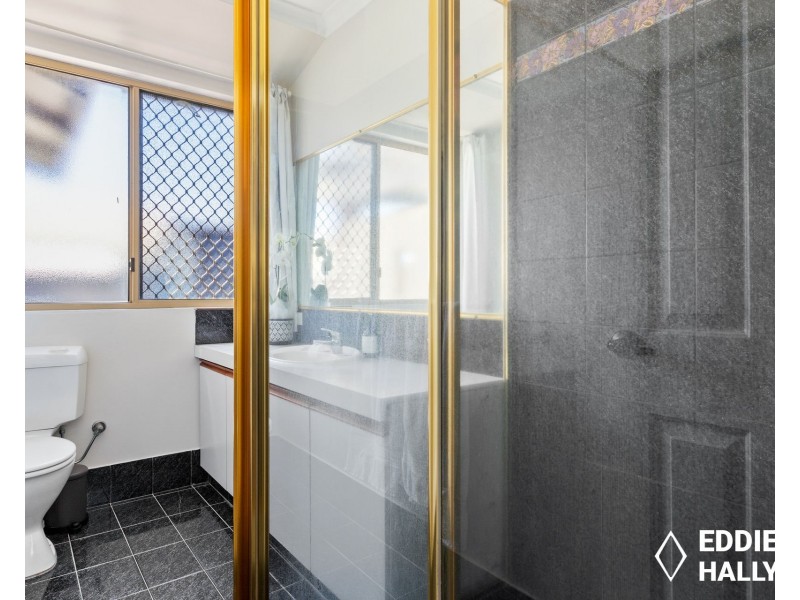 4 Hunnicutt Close, Yangebup WA 6164