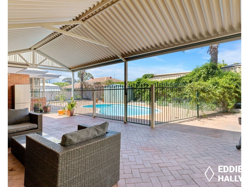 4 Hunnicutt Close, Yangebup WA 6164