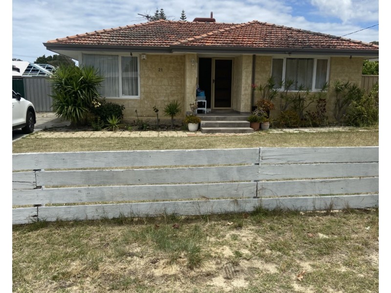21 Pannell Way, Girrawheen WA 6064