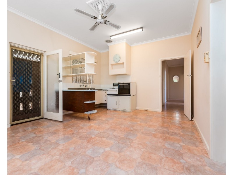24 Quadea Way, Nollamara WA 6061