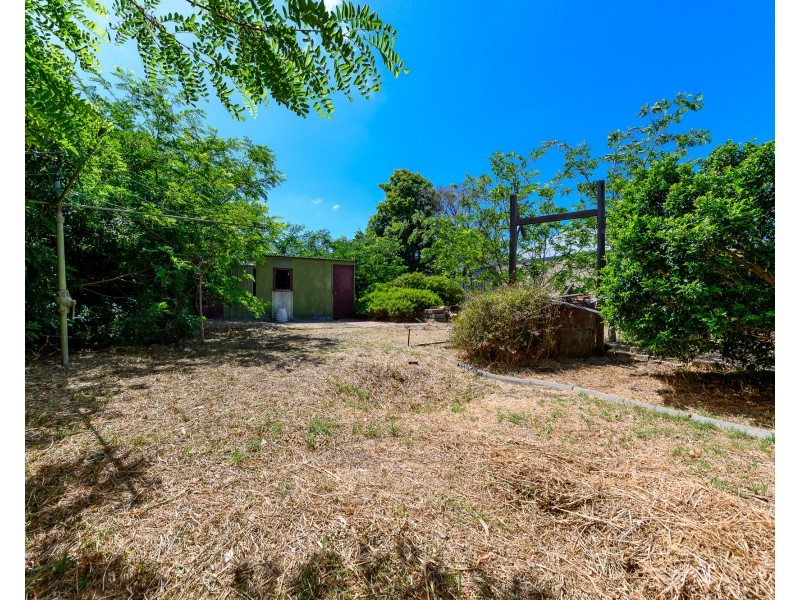 24 Quadea Way, Nollamara WA 6061