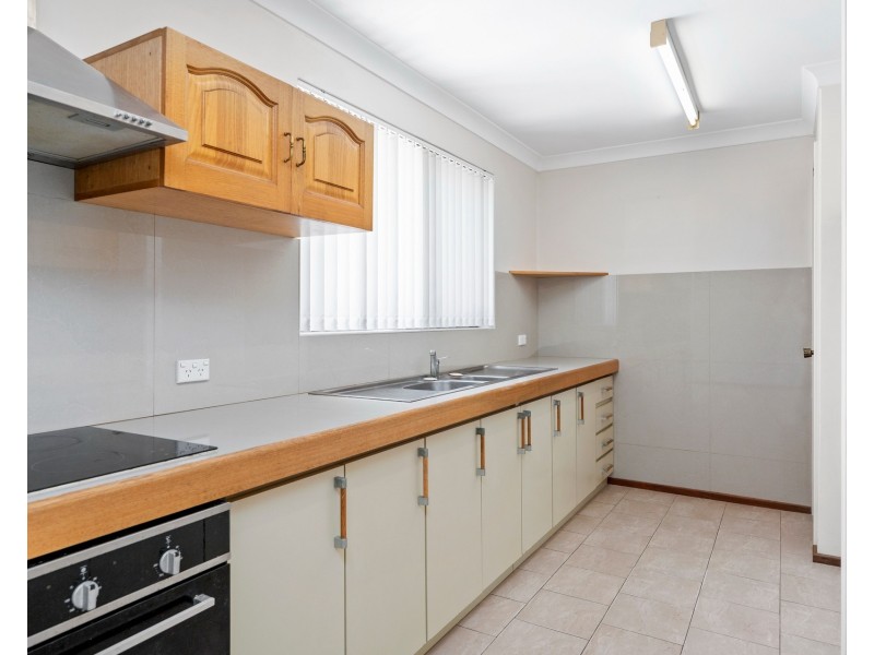 56B Halls Head Parade, Halls Head WA 6210