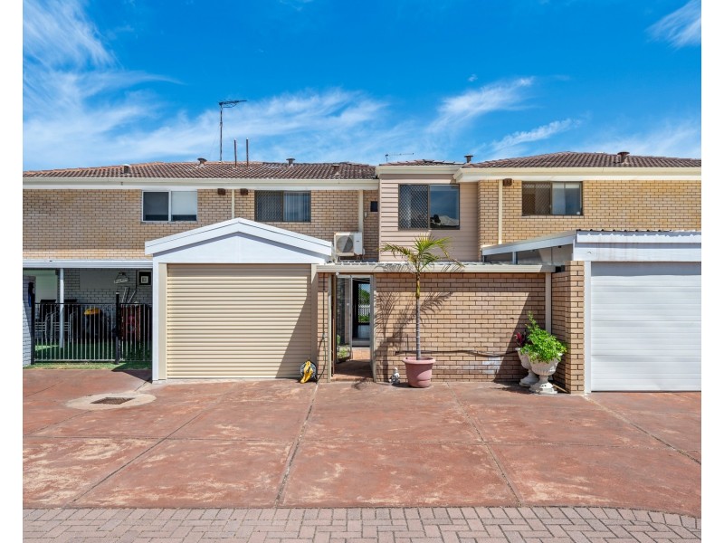 56B Halls Head Parade, Halls Head WA 6210