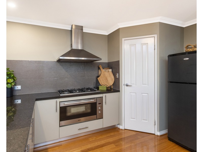 4B Dorsodura Way, Mandurah WA 6210