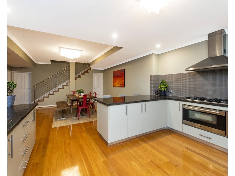 4B Dorsodura Way, Mandurah WA 6210