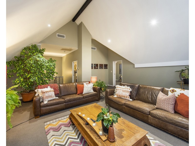 4B Dorsodura Way, Mandurah WA 6210