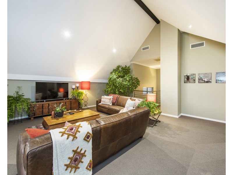 4B Dorsodura Way, Mandurah WA 6210