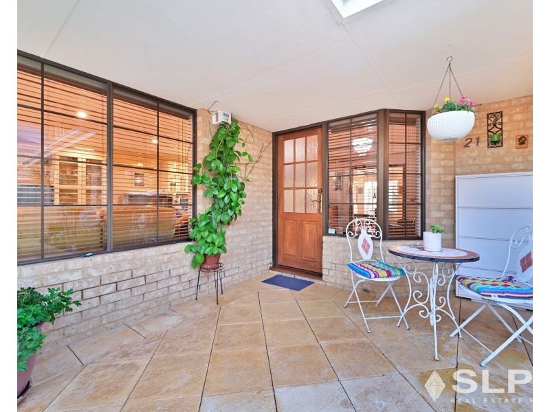 21 Princeville Tor, Connolly WA 6027