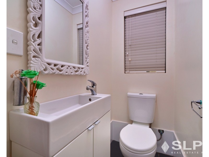 21 Princeville Tor, Connolly WA 6027