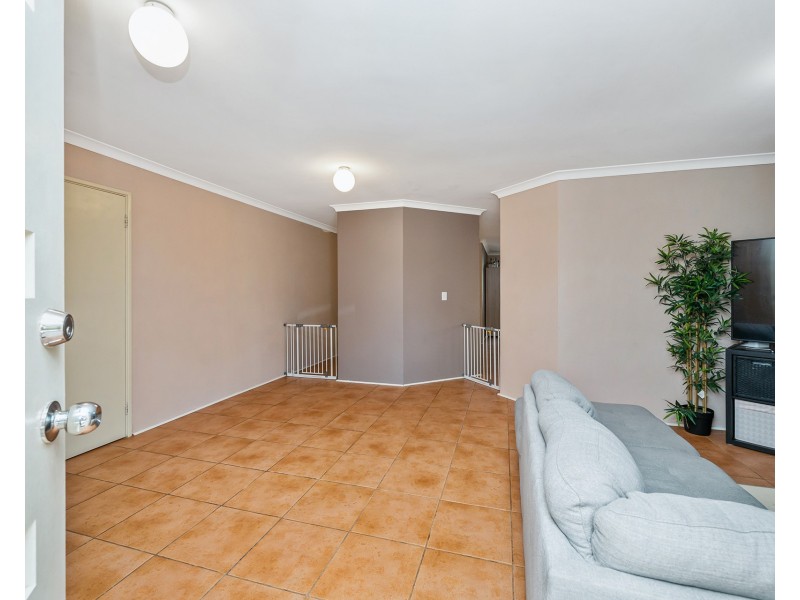 23 Edwards Entrance, Stratton WA 6056